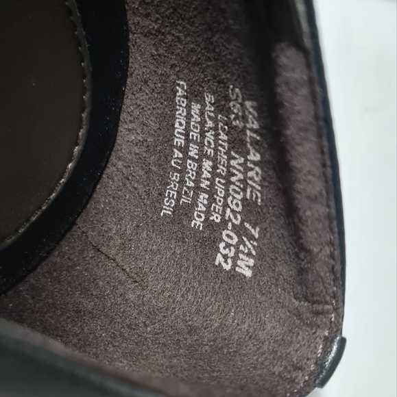 Naturalizer Leather Pumps Navy Blue Valarie Cap Toe 2.5” Heel Size 7.5W - Picture 7 of 14